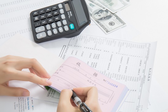应付款和应付票据中间出現帐务调节状况，该怎么开展解决？