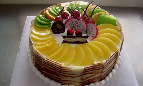广州手工水果蛋糕培训，口味丰富，造型美观