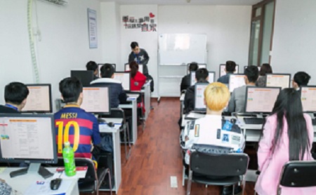 新媒体运营基础薄弱怎么入行